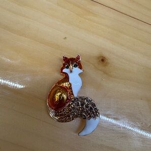 Orange Fox Brooch in Gold and White